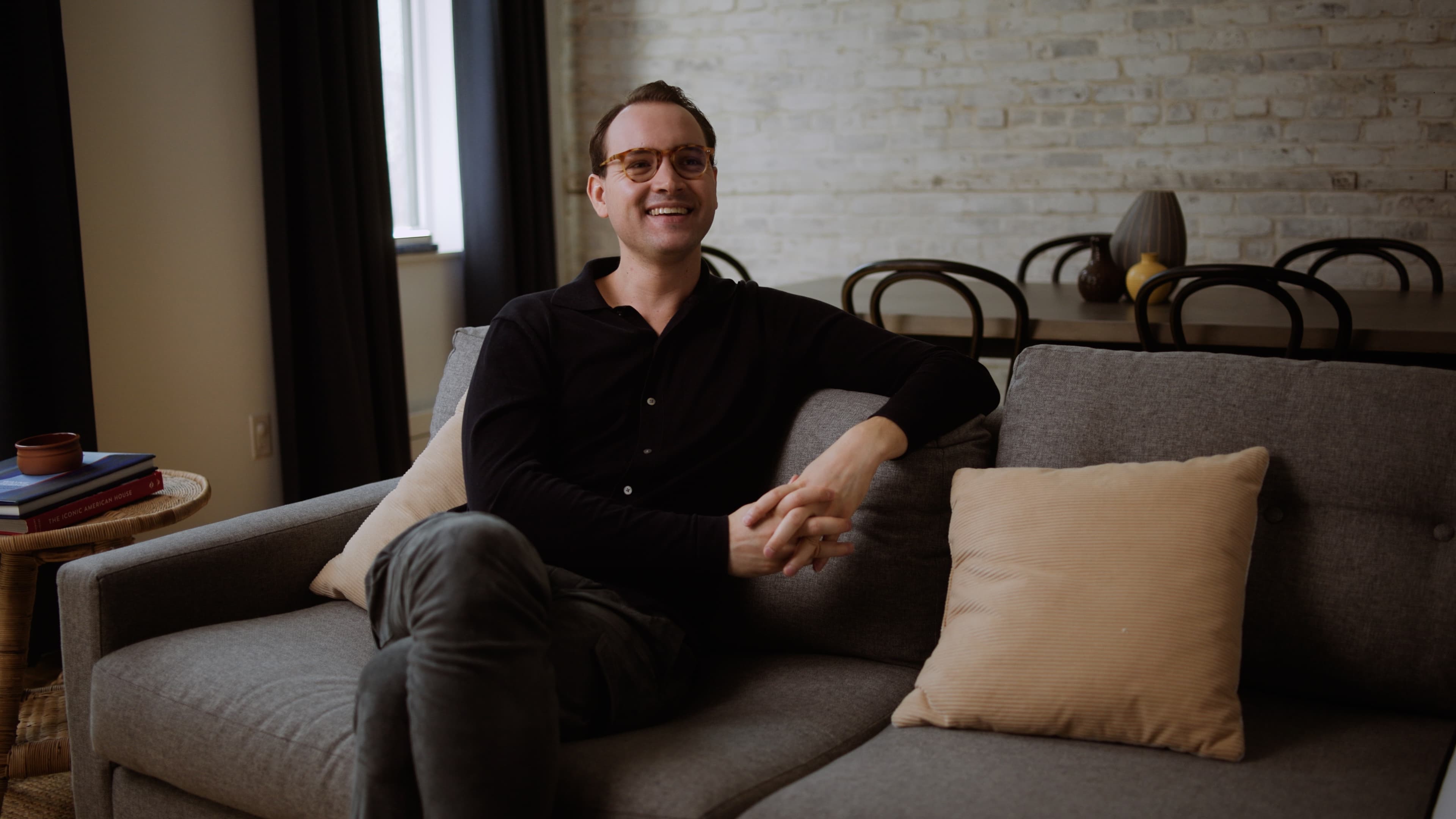 Video tour thumbnail