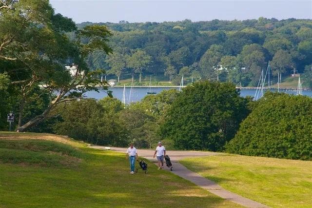Shelter Island Country Club
