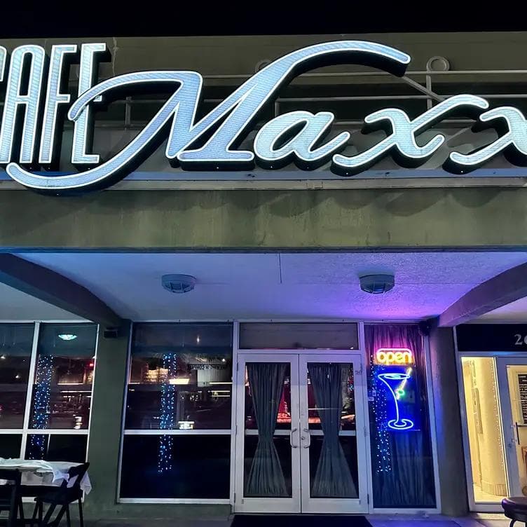 Cafe Maxx