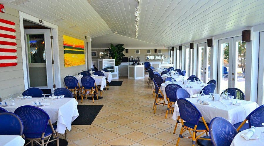 Dockers Waterside Marina & Restaurant