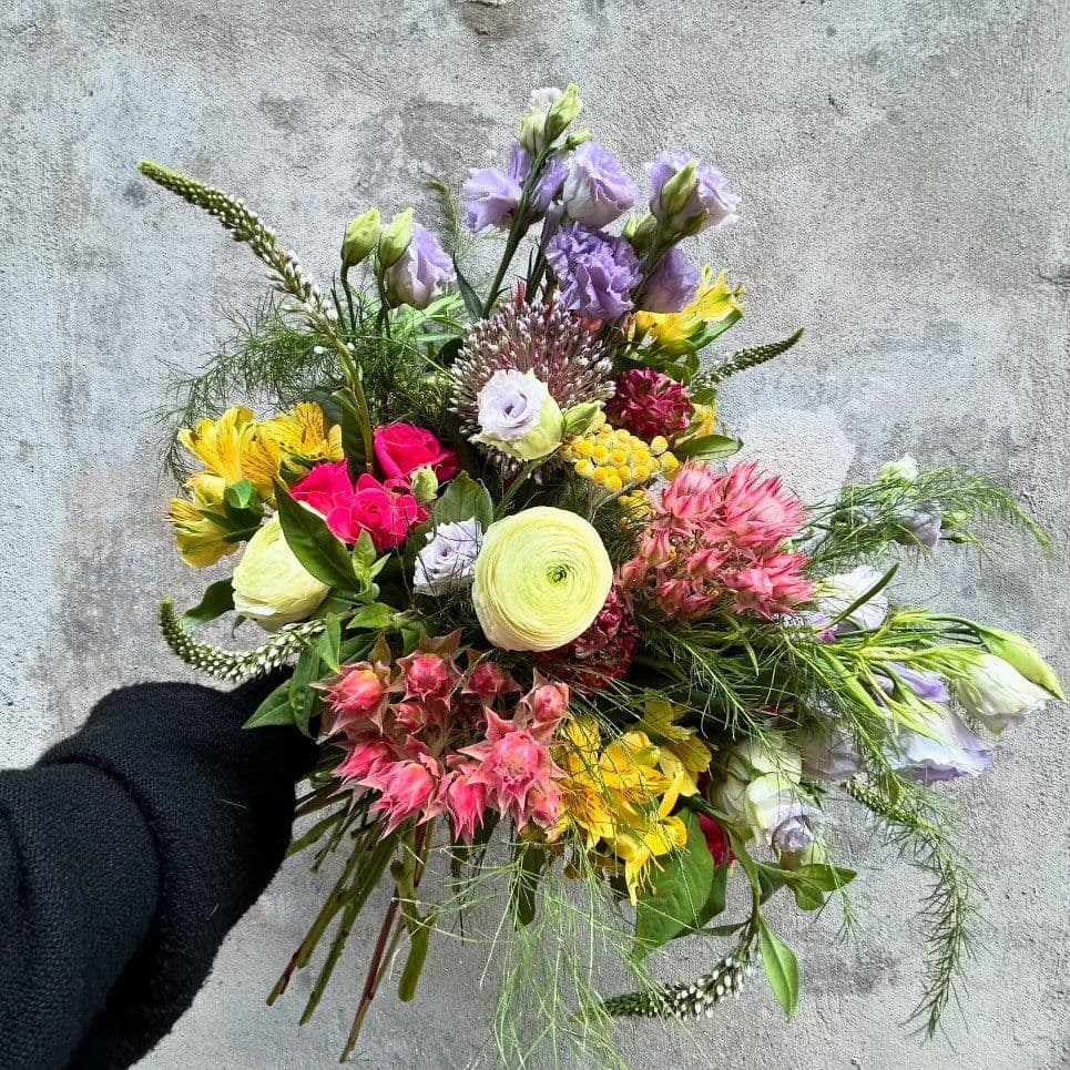 Susan’s Flowers & Artisan Boutique