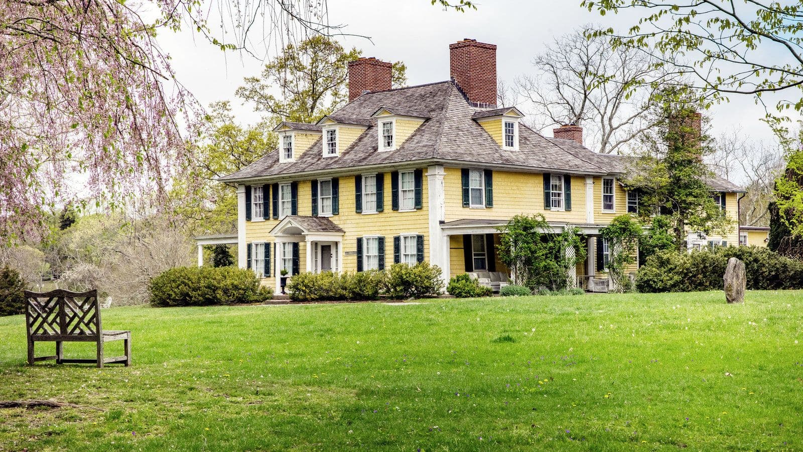 The Tavern at Shelter Island House