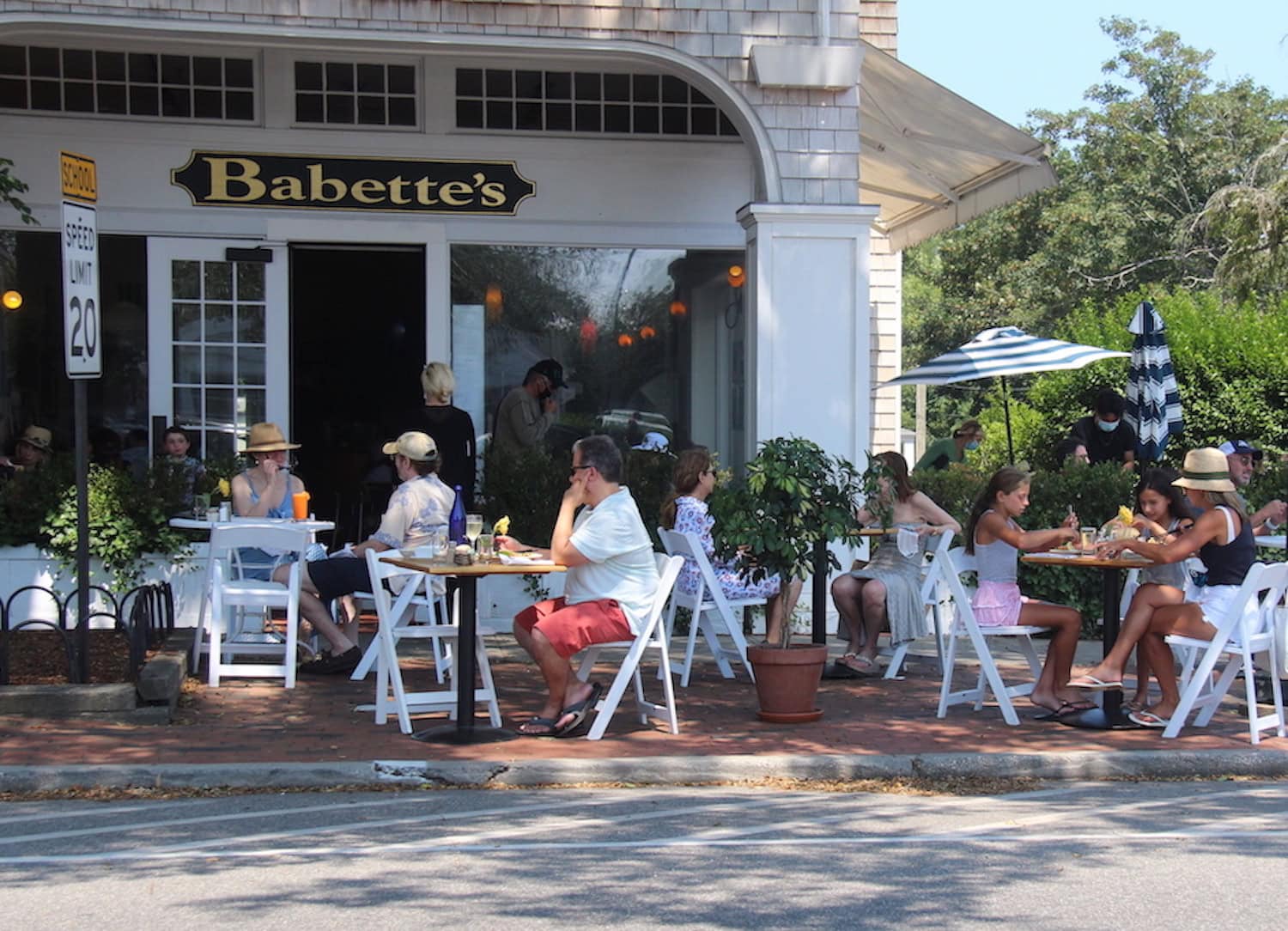 Babette’s in a sunny