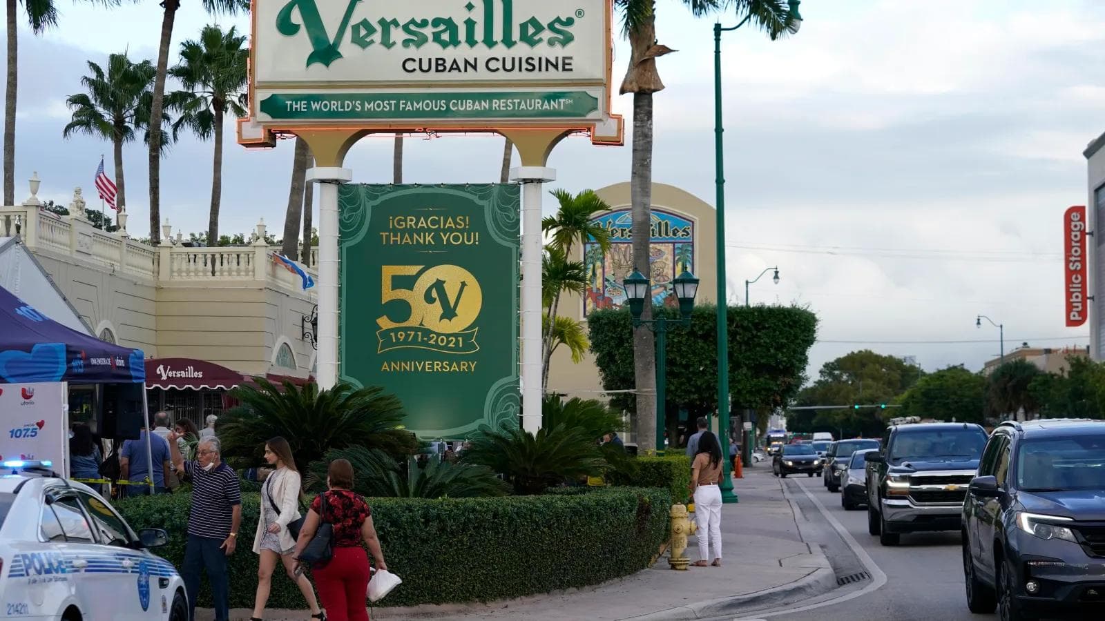 Versailles Restaurant