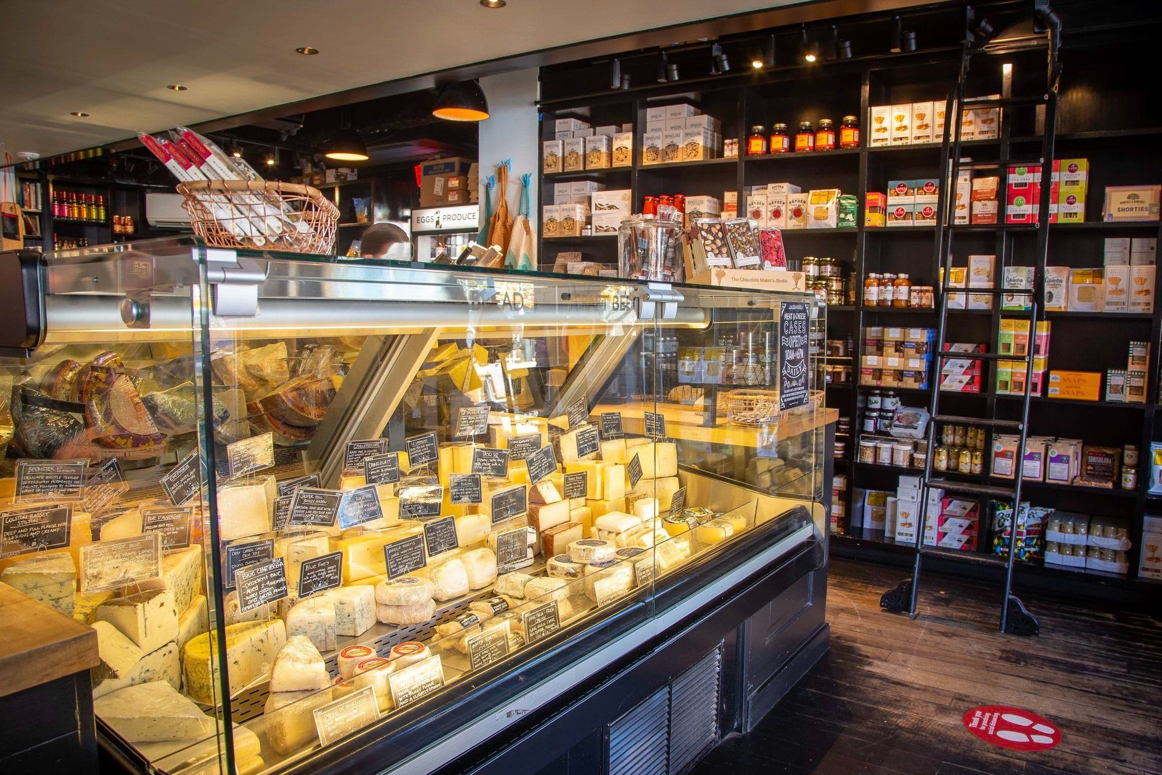 Meat & Cheese Restaurant and Farm Shop